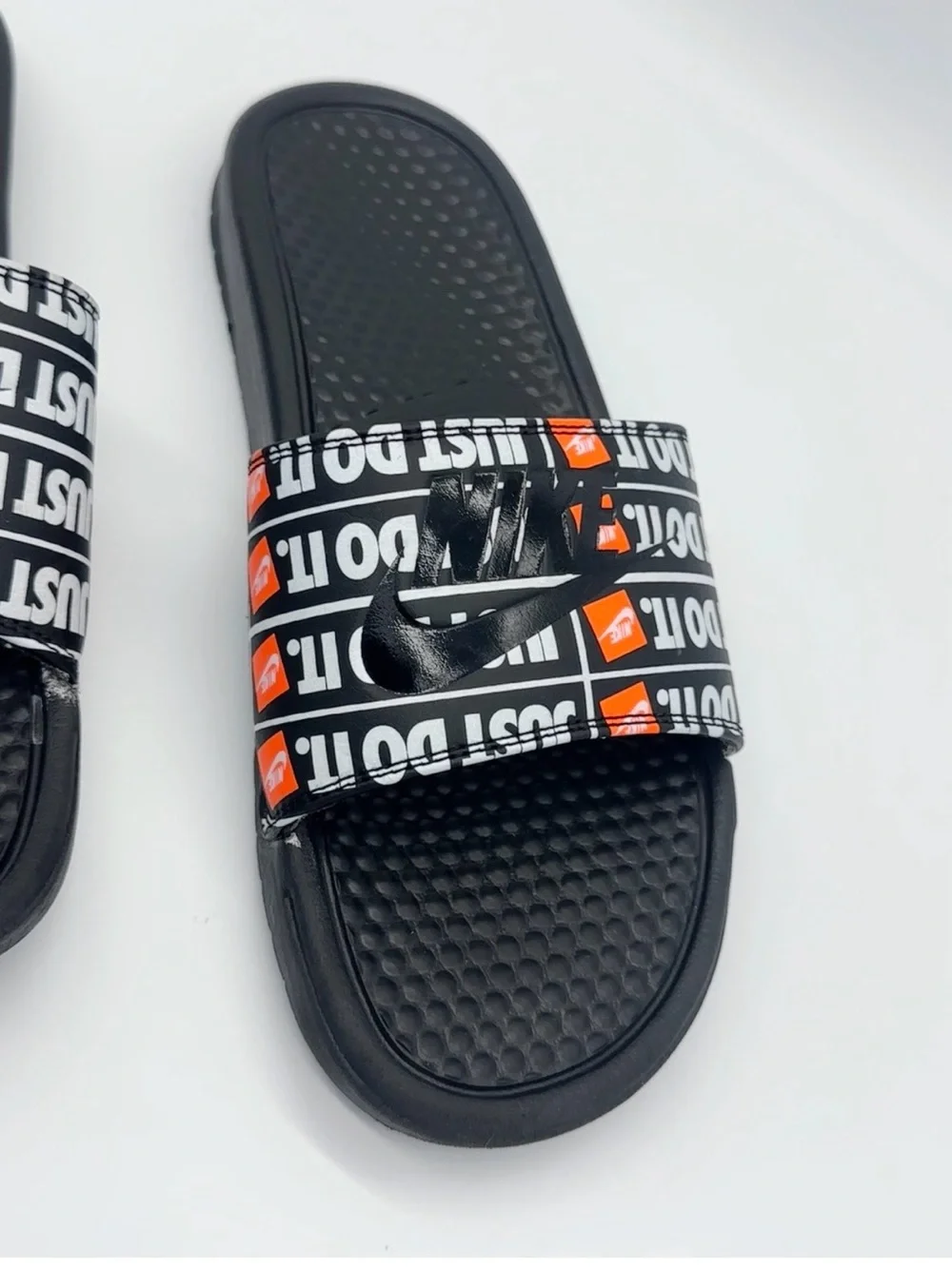 Nike Benassi JDI Print Just Do It Men's Slides Sandal Black Orange Size 9